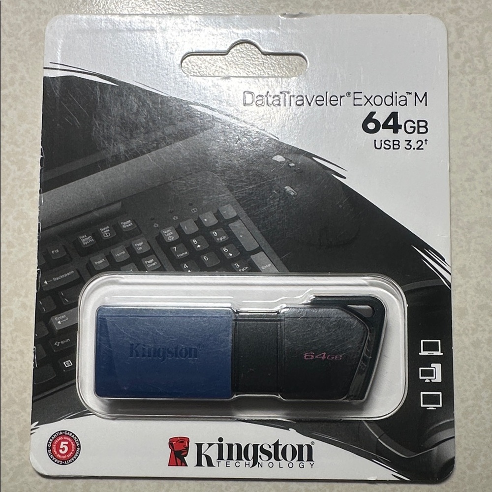 Kingston 64GB DataTraveler Exodia M DTXM/64GB USB 3.2 Flash Drive